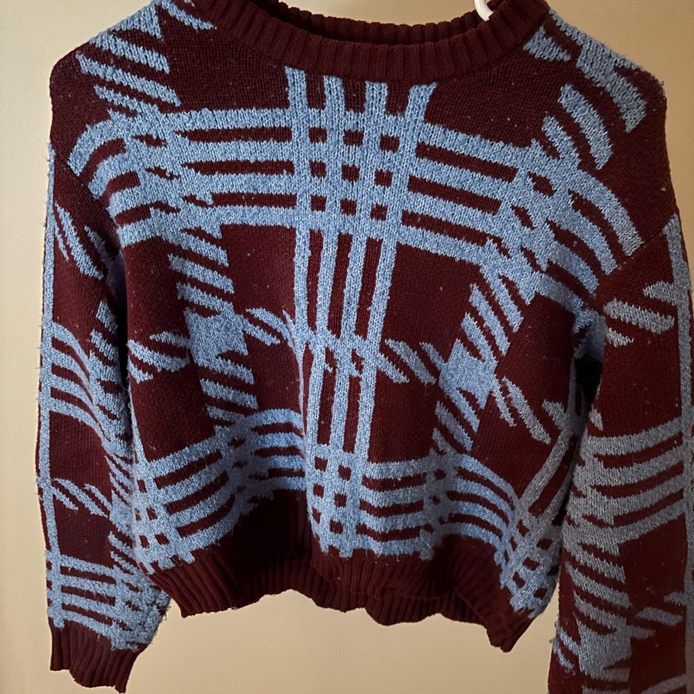 PacSun Maroon and Sky Blue Crew Neck Sweater